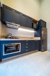 167 - Apartamento duplex 2 suítes em Canto Grande.