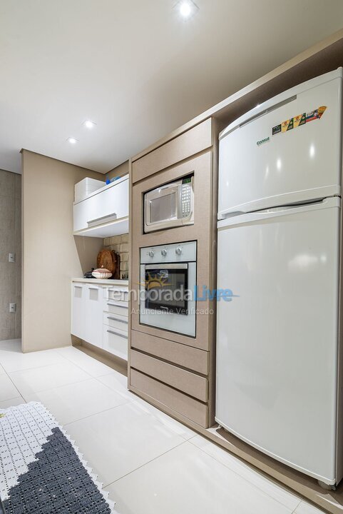 Apartamento para alquiler de vacaciones em Bombinhas (Praia de Bombas)