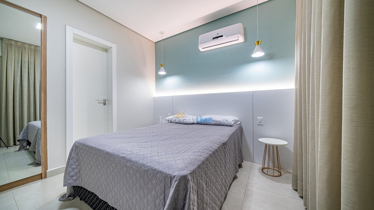 Apartamento para aluguel de temporada em Bombinhas (Canto Grande)