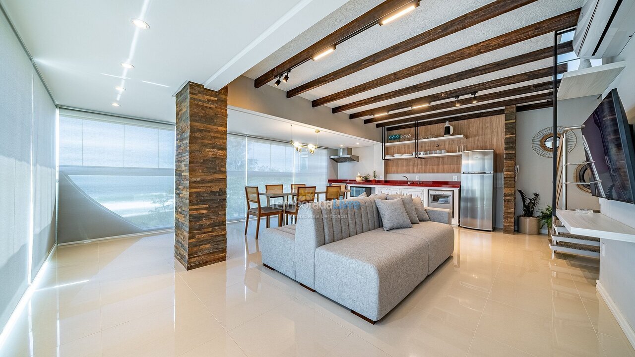 Apartamento para aluguel de temporada em Bombinhas (Praia de Quatro Ilhas)