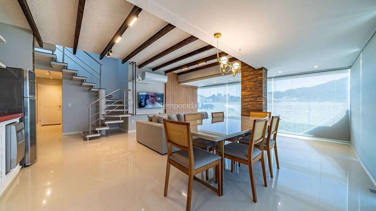 Apartamento para aluguel de temporada em Bombinhas (Praia de Quatro Ilhas)