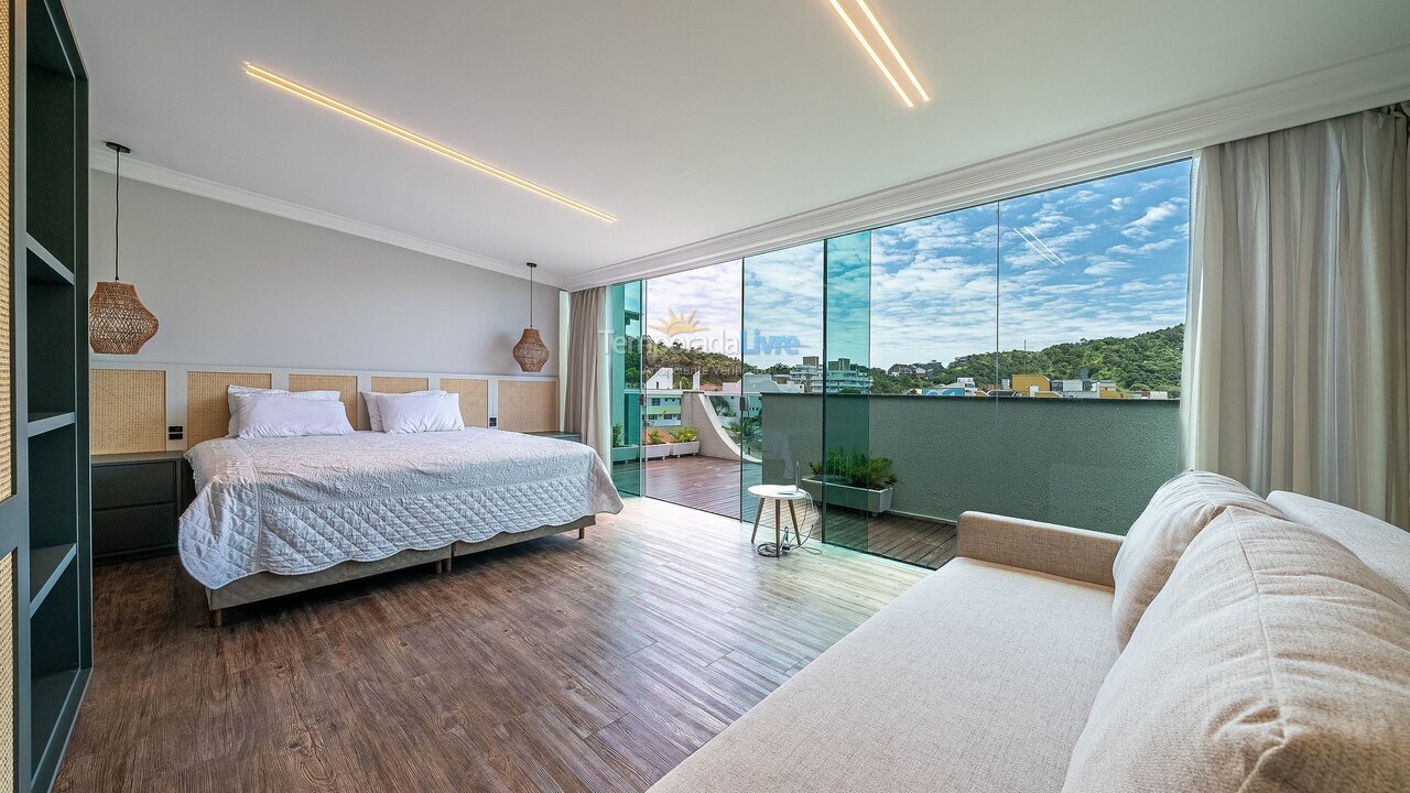 Apartamento para aluguel de temporada em Bombinhas (Praia de Quatro Ilhas)