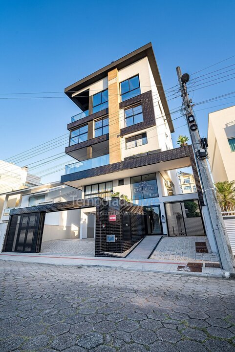 Apartamento para aluguel de temporada em Bombinhas (Canto Grande)