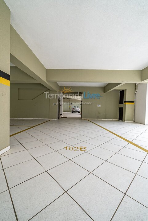 Apartamento para alquiler de vacaciones em Bombinhas (Praia de Bombas)