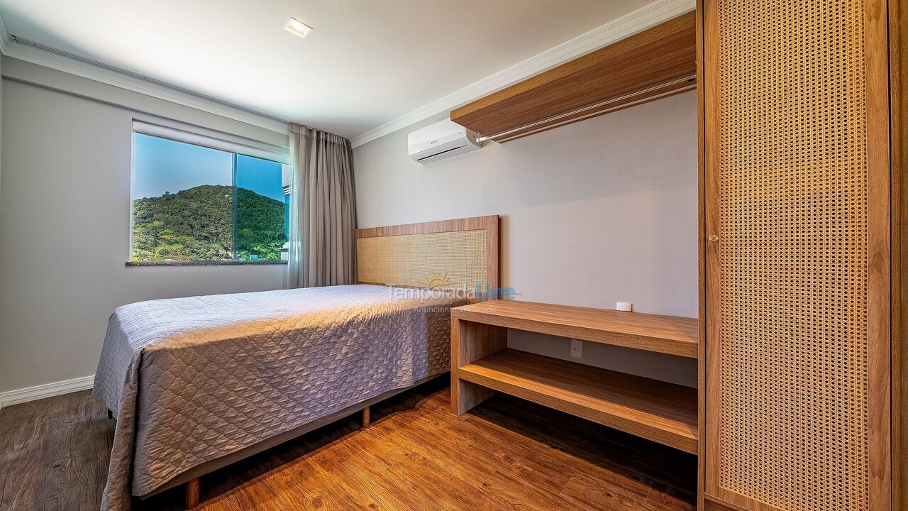 Apartamento para aluguel de temporada em Bombinhas (Praia de Quatro Ilhas)