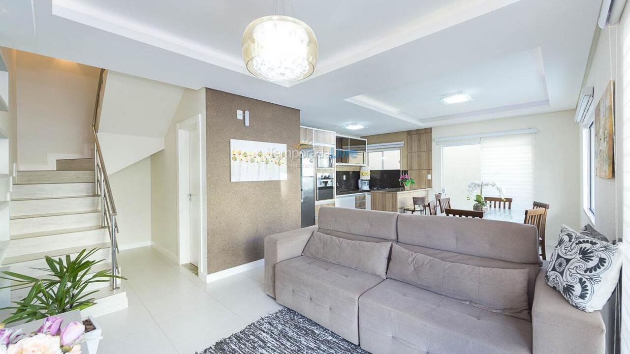 Casa para aluguel de temporada em Bombinhas (Mariscal)