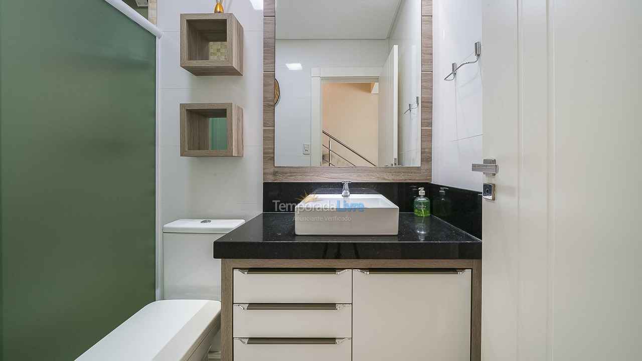 Casa para aluguel de temporada em Bombinhas (Mariscal)