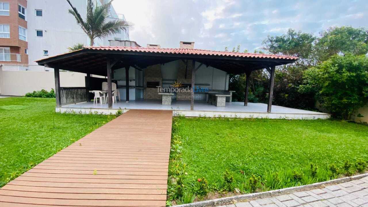 Apartamento para aluguel de temporada em Florianopolis (Praia dos Ingleses)