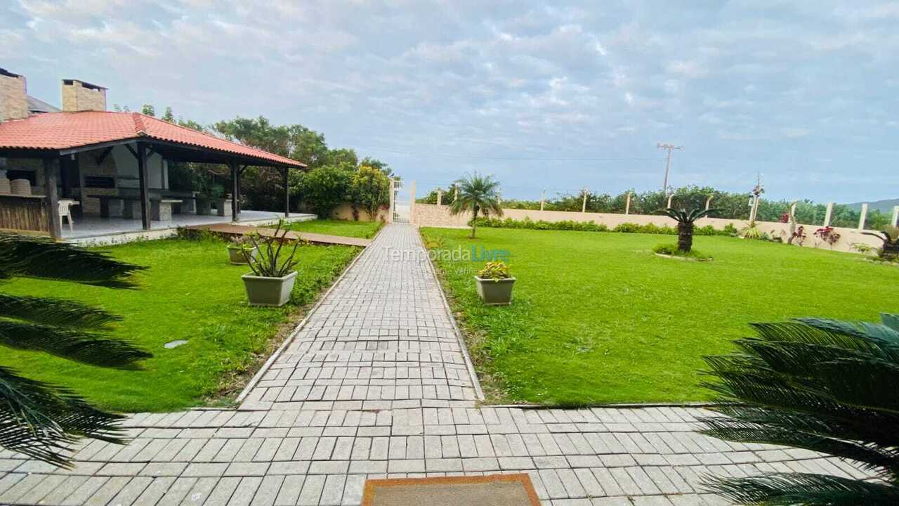 Apartamento para aluguel de temporada em Florianopolis (Praia dos Ingleses)