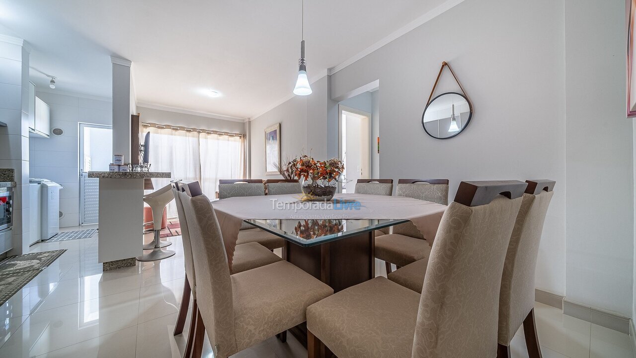 Apartment for vacation rental in Bombinhas (Praia de Bombas)