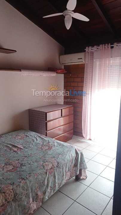 Apartamento para aluguel de temporada em Florianopolis (Praia dos Ingleses)