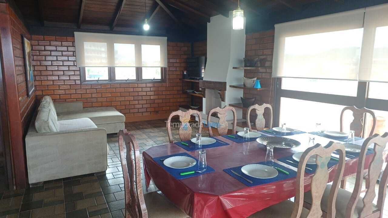 Apartamento para aluguel de temporada em Florianopolis (Praia dos Ingleses)
