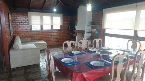 LINDA COBERTURA FRENTE TOTAL AO MAR