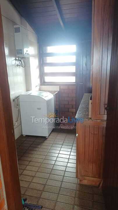 Apartamento para aluguel de temporada em Florianopolis (Praia dos Ingleses)