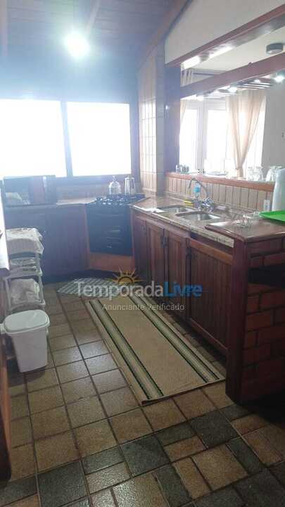 Apartamento para aluguel de temporada em Florianopolis (Praia dos Ingleses)