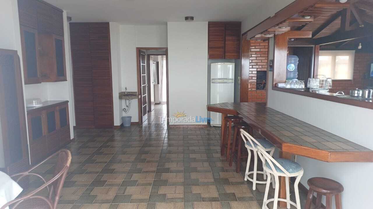 Apartamento para aluguel de temporada em Florianopolis (Praia dos Ingleses)