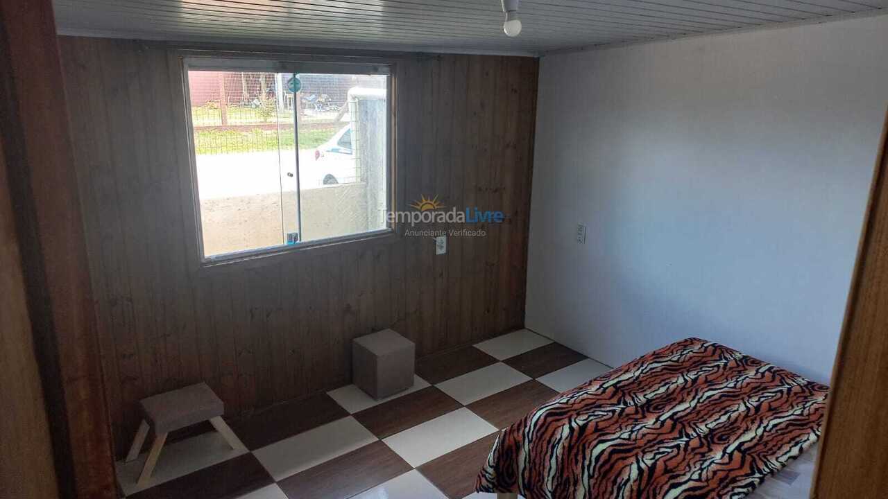 Casa para alquiler de vacaciones em Arroio do Sal (Centro)