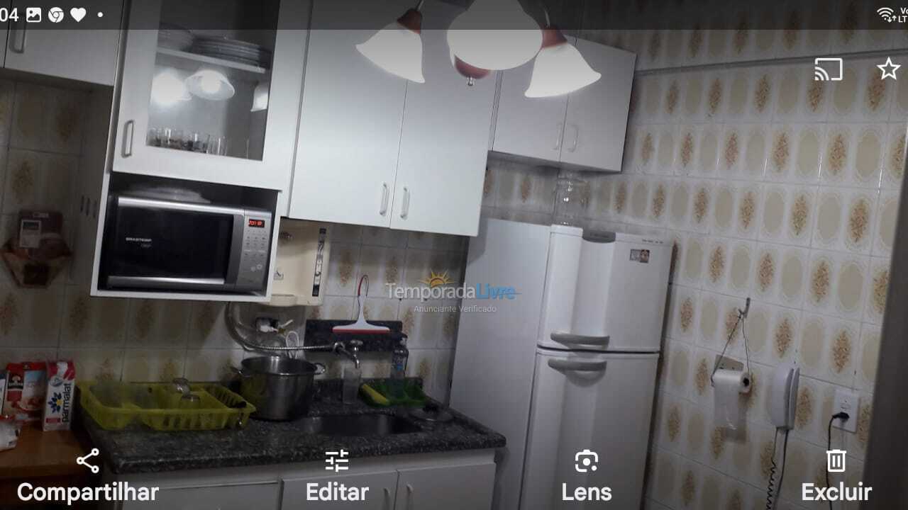 Apartamento para aluguel de temporada em Guarujá (Enseada)
