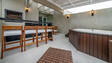 146 - Penthouse with 3 suites and Jacuzzi in Mariscal