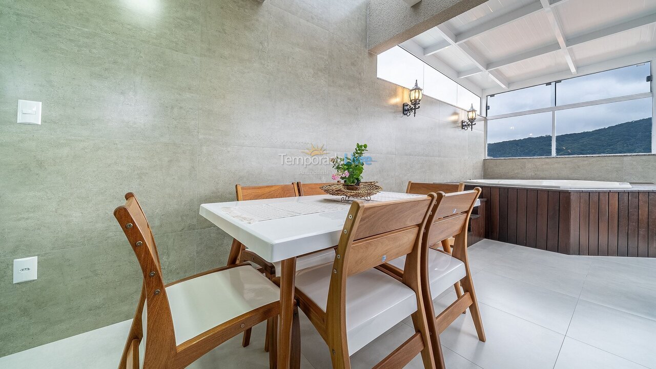 Apartment for vacation rental in Bombinhas (Mariscal)