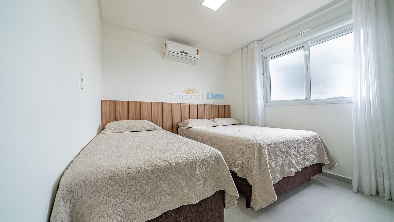 Apartment for vacation rental in Bombinhas (Mariscal)