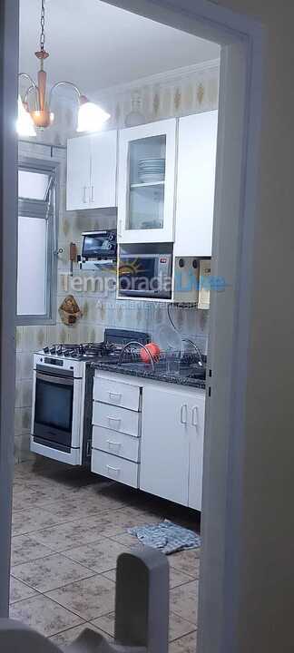 Apartamento para aluguel de temporada em Guarujá (Enseada)