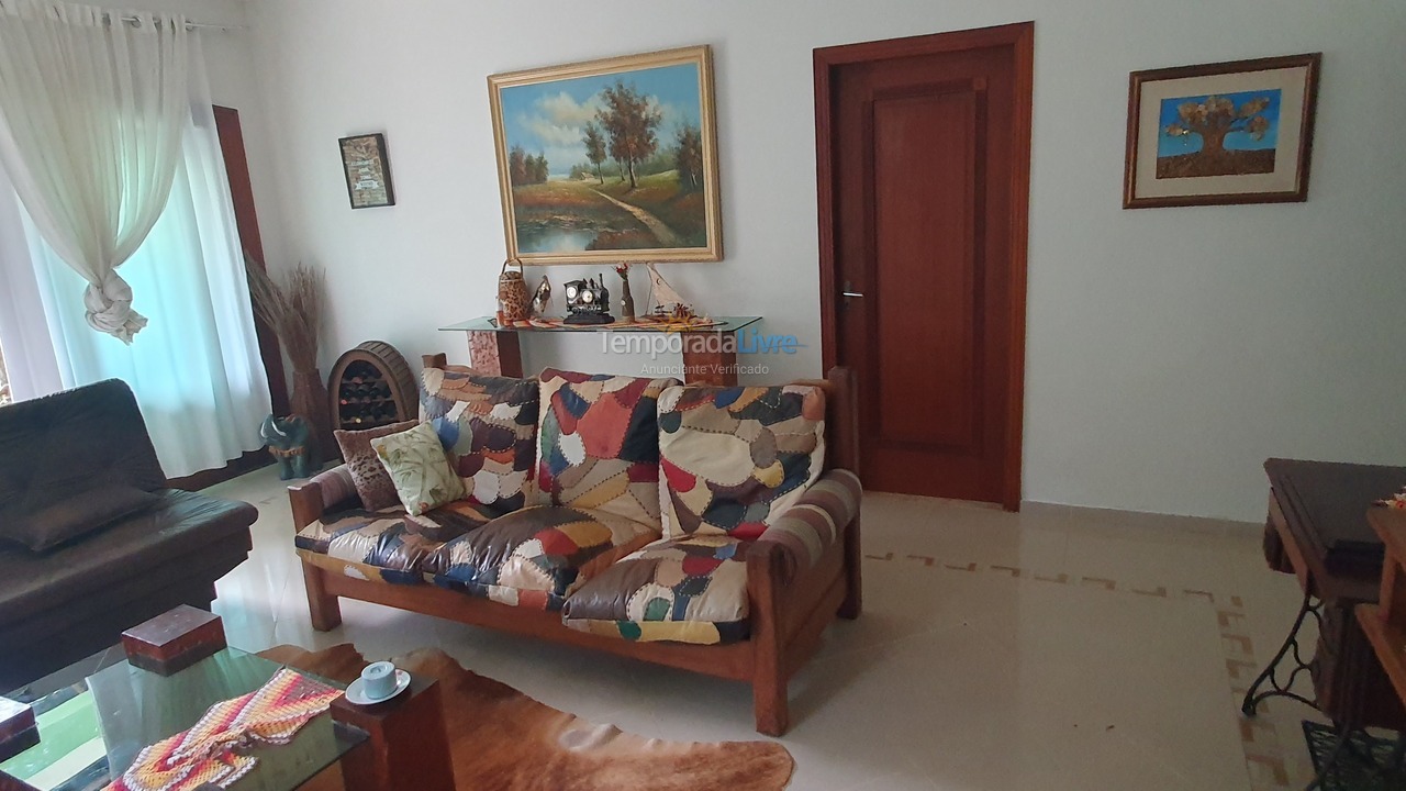 Chácara / sítio para aluguel de temporada em Ubatuba (Praia Dura)