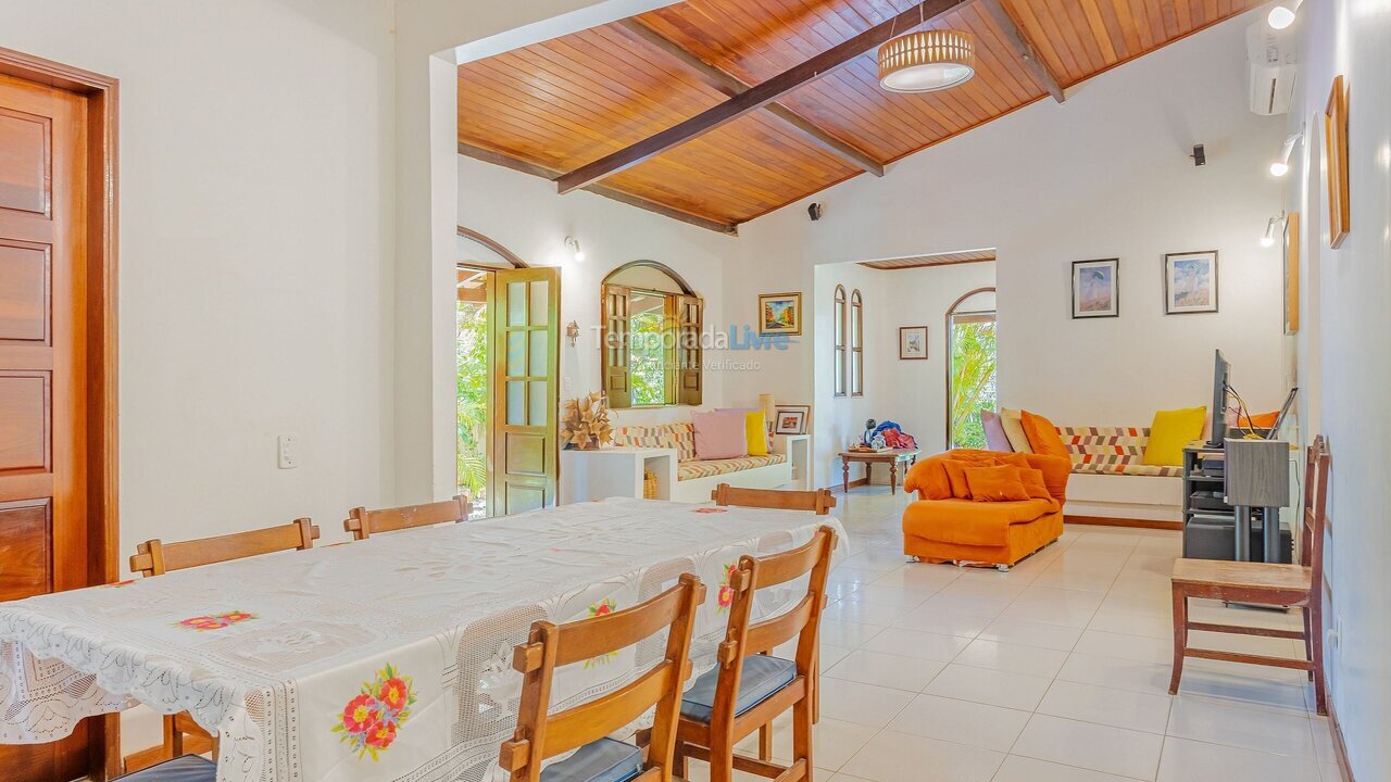 Casa para aluguel de temporada em Camaçari (Praia de Guarajuba)