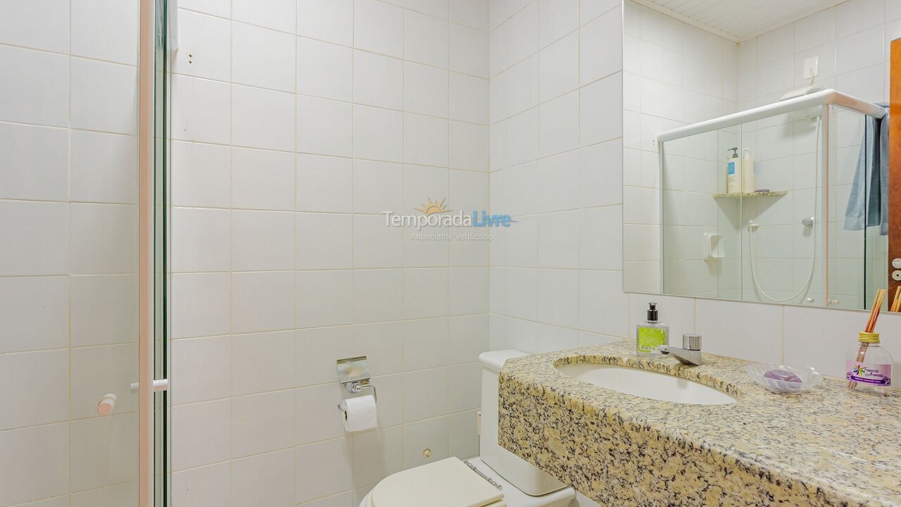 Casa para aluguel de temporada em Camaçari (Praia de Guarajuba)