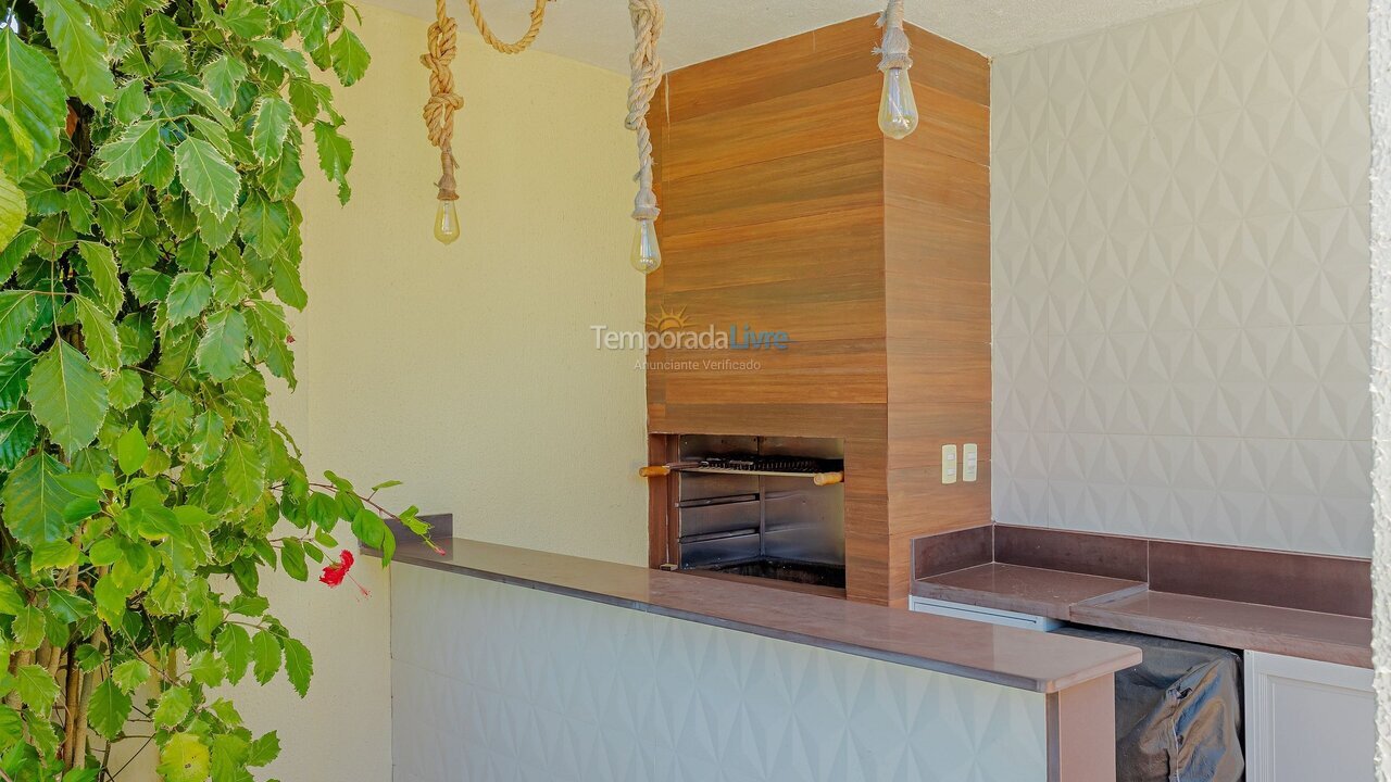 Casa para aluguel de temporada em Camaçari (Praia de Guarajuba)