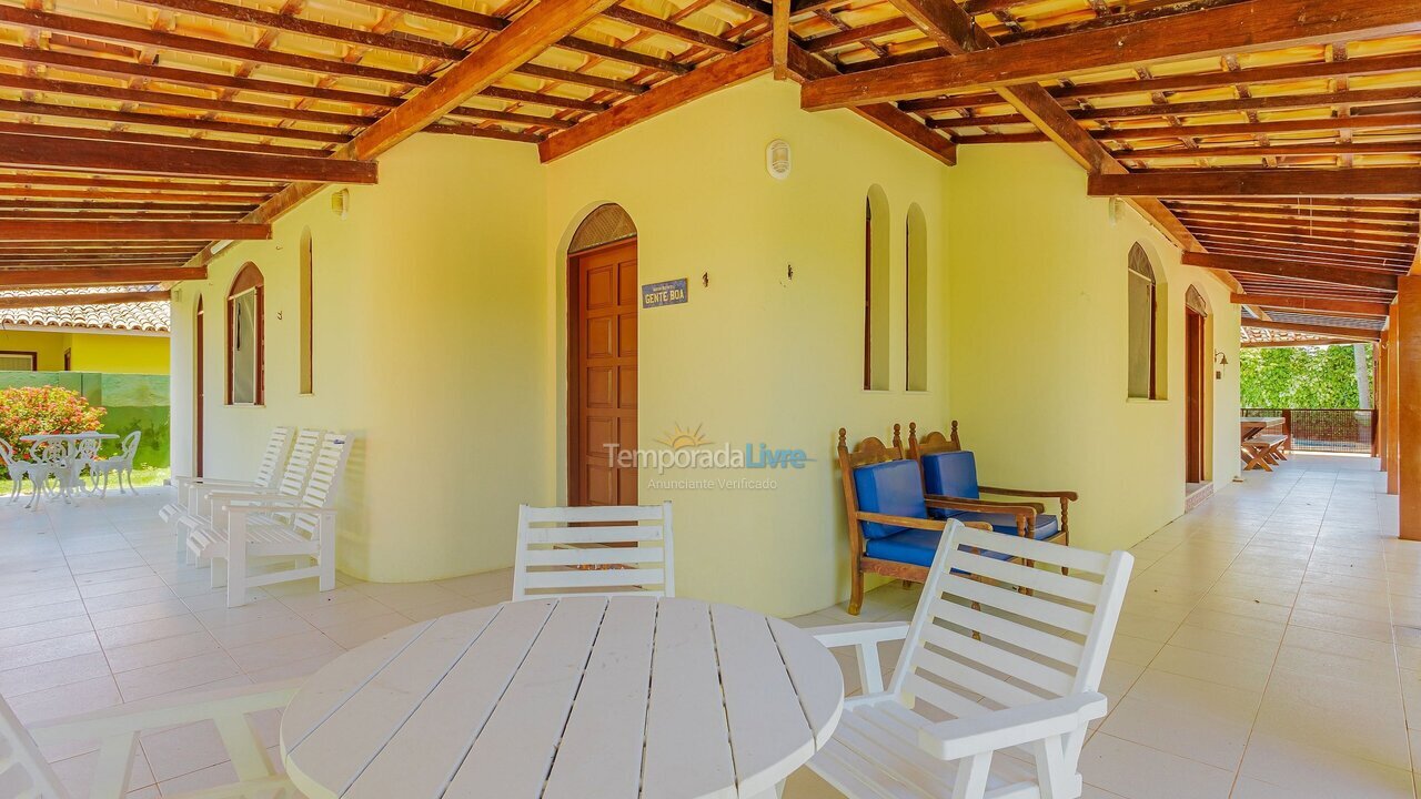 Casa para aluguel de temporada em Camaçari (Praia de Guarajuba)