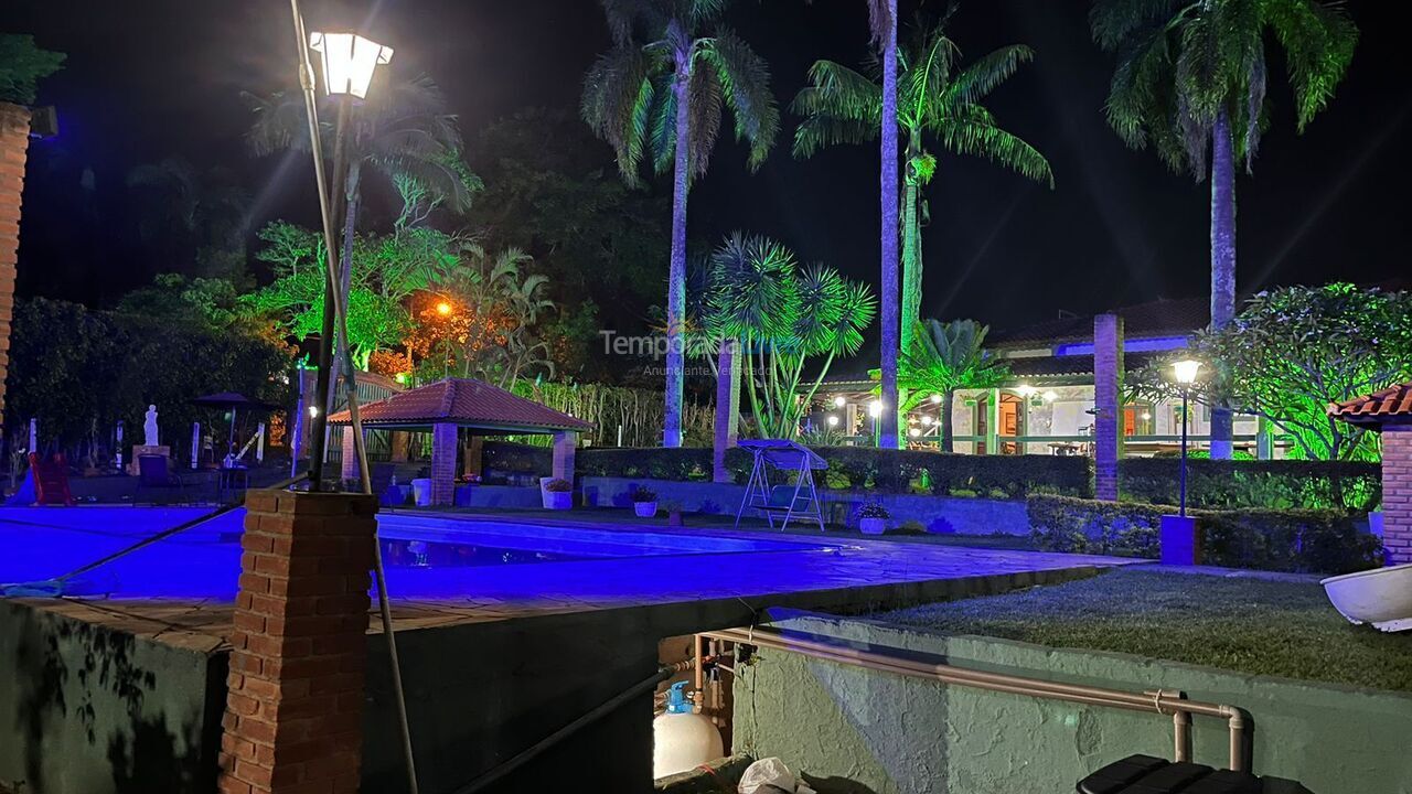 Granja para alquiler de vacaciones em Ibiúna (Condominio West Lake)