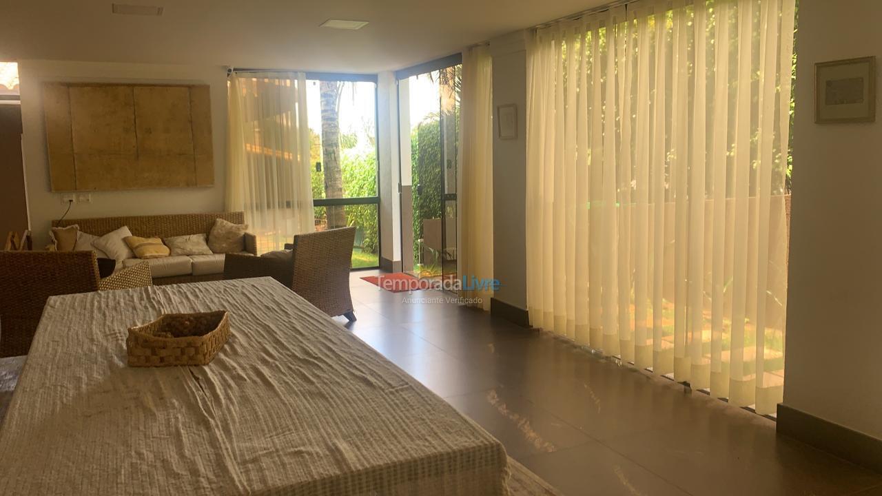 Casa para aluguel de temporada em Capitólio (Escarpas do Lago)