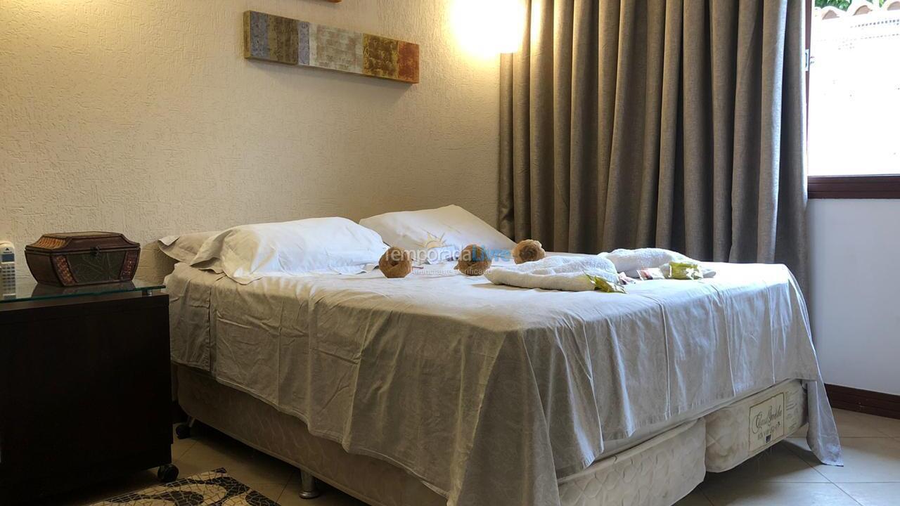 Casa para aluguel de temporada em Capitólio (Escarpas do Lago)