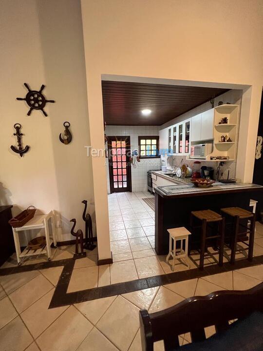 House for vacation rental in São Sebastião (Camburi)