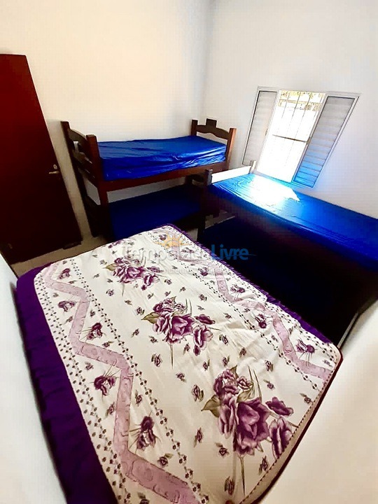 Casa para aluguel de temporada em Itanhaém (Balneario Jequetiba)