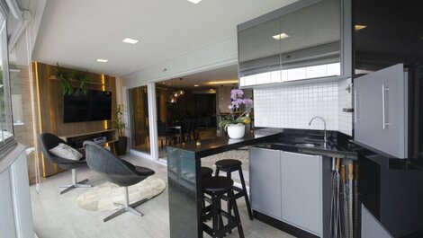 HERMOSO APARTAMENTO 04 RECAMARAS FRENTE AL MAR EN CONDOMINIO CON PISCINA