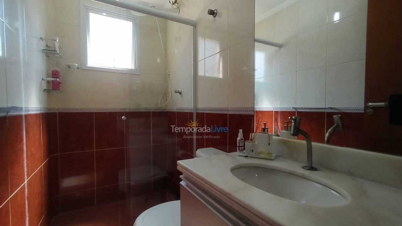 Apartamento para aluguel de temporada em Praia Grande (Guilhermina)