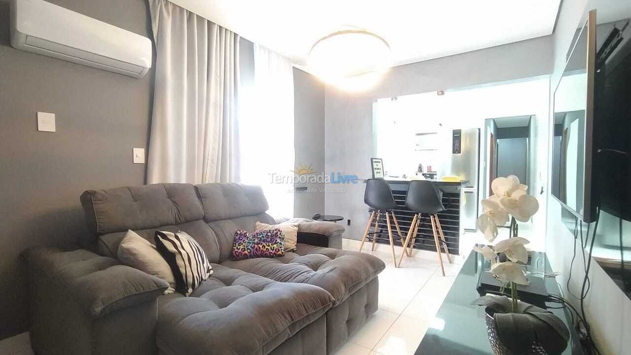 Apartamento para aluguel de temporada em Praia Grande (Guilhermina)