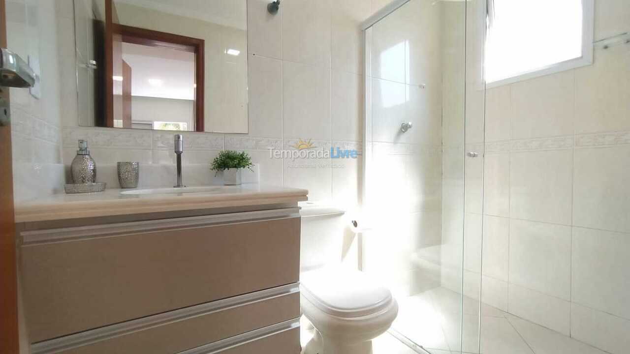 Apartamento para aluguel de temporada em Praia Grande (Guilhermina)