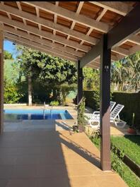 Condominium house with swimming pool CL058