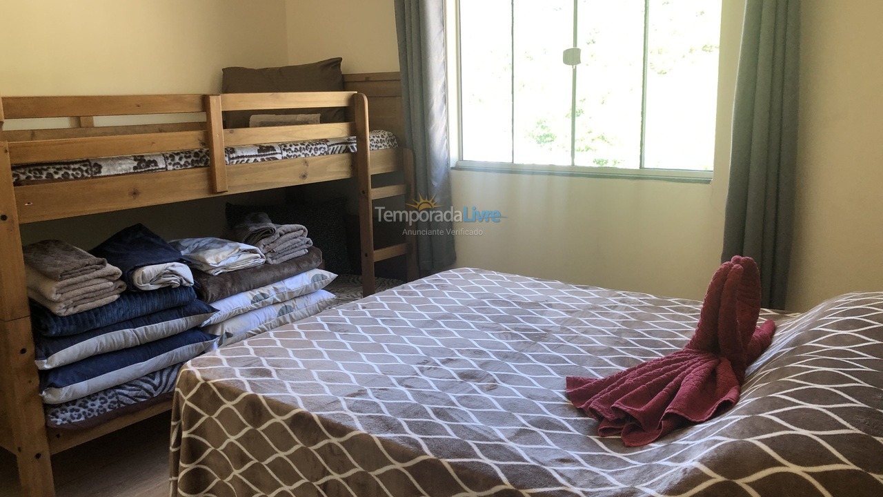 Casa para alquiler de vacaciones em Garopaba (Praia do Siriu)