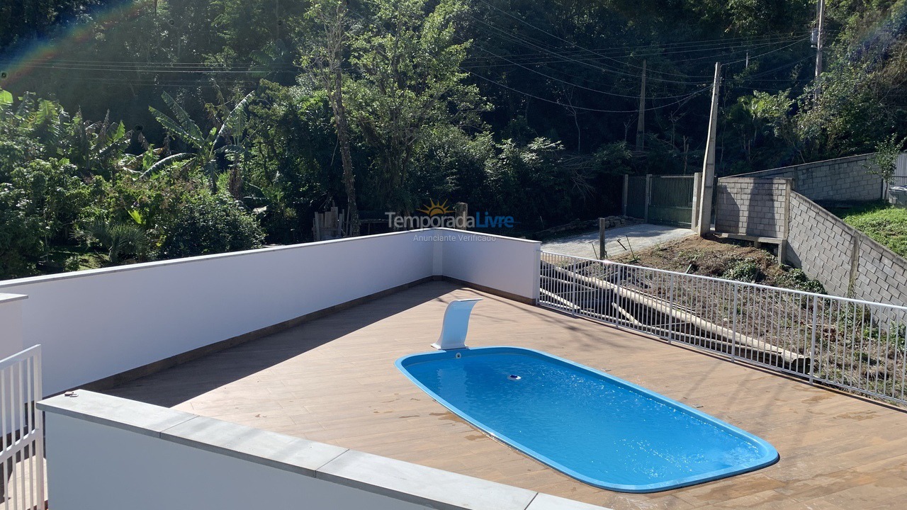 Casa para alquiler de vacaciones em Garopaba (Praia do Siriu)