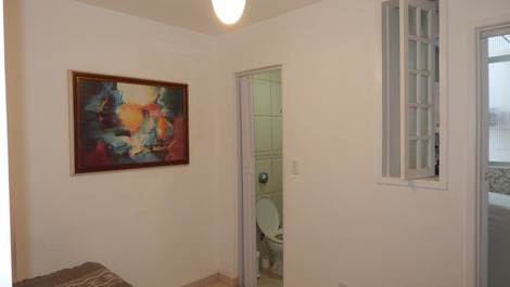 Apartamento de 2 habitaciones frente al mar con vista lateral.