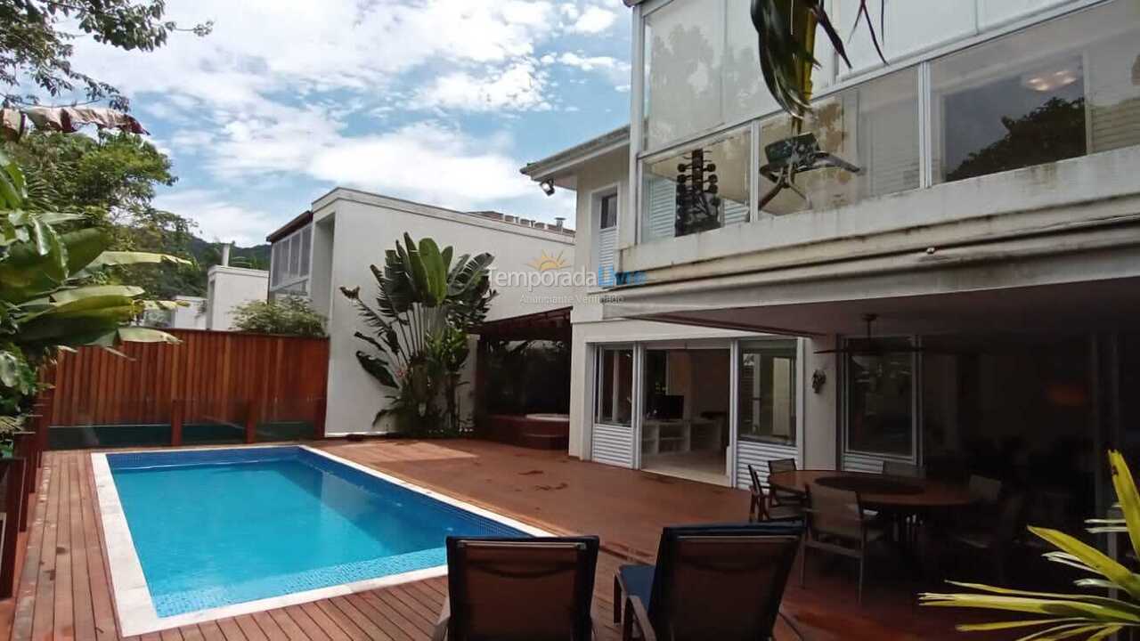 Casa para alquiler de vacaciones em São Sebastião (Juquehy)