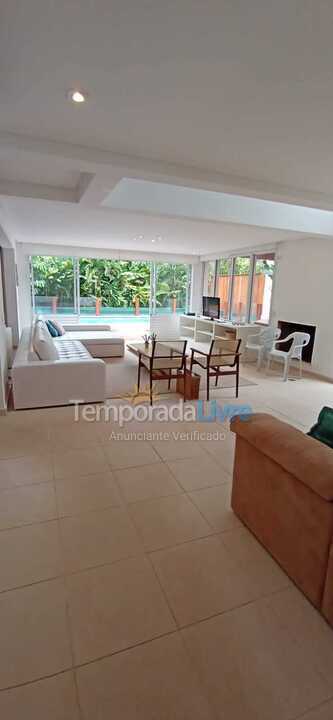 Casa para alquiler de vacaciones em São Sebastião (Juquehy)