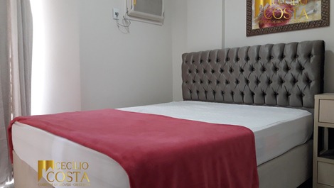 Hermoso apartamento de 03 habitaciones en Meia Praia Itapema