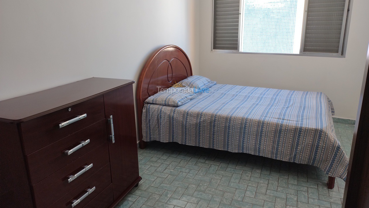 Apartamento para aluguel de temporada em Praia Grande (Guilhermina)