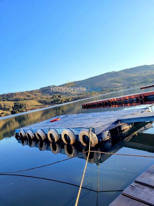 Casa para aluguel de temporada em Capitólio (Escarpas do Lago)