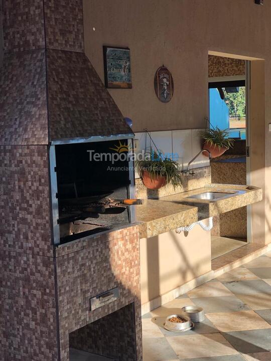 Casa para aluguel de temporada em Capitólio (Escarpas do Lago)